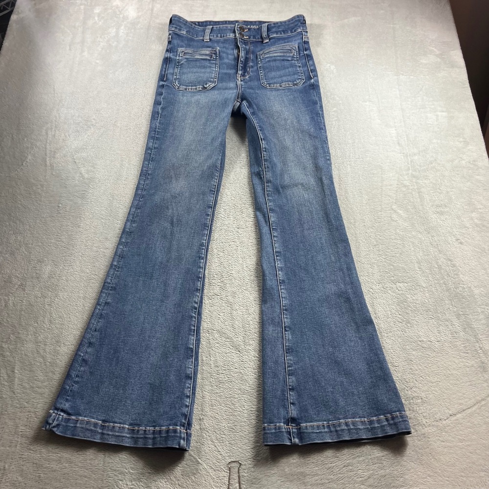 American Eagle Super Hi-Rise Flare Jeans Womens 6 Long Blue Next Level Stretch